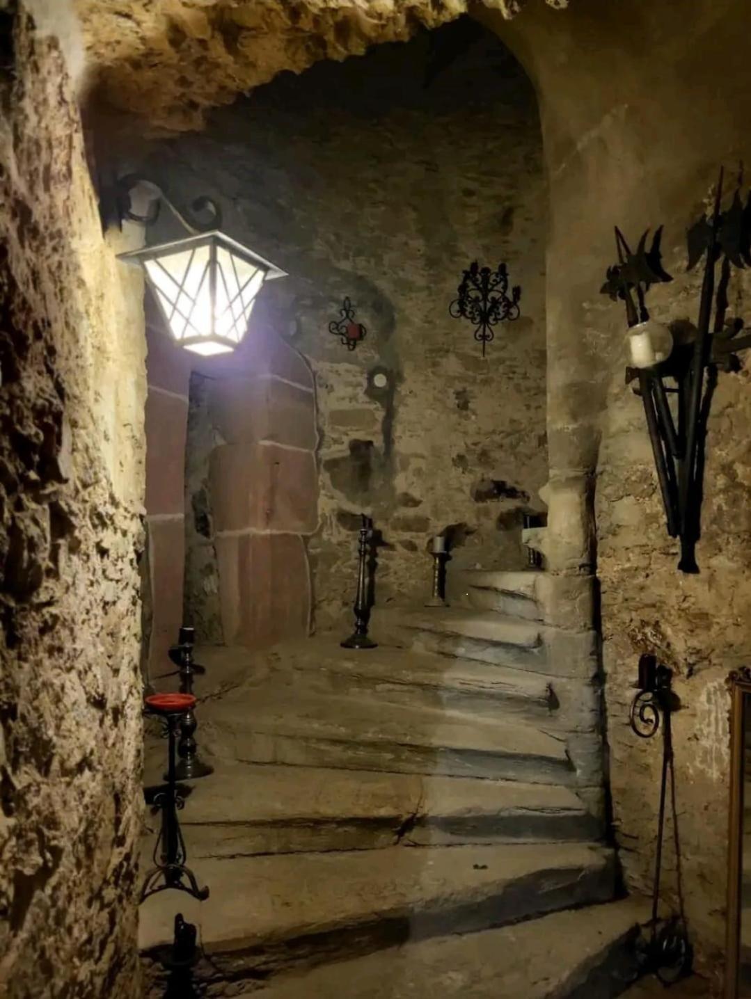 Burg Hermannstein - Monks Room เวทซ์ลาร์ ภายนอก รูปภาพ